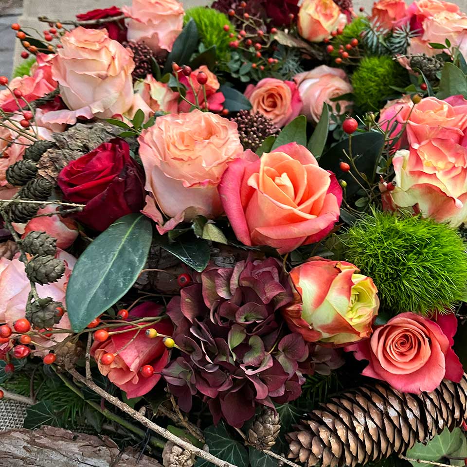 Blumenhaus Schlieker, Bild Gärtnerei Lügde Beerdigung, Blumenkranz als Grabschmuck oder Sargschmuck